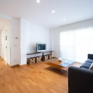 Hauzify I Llaó Apartamento
